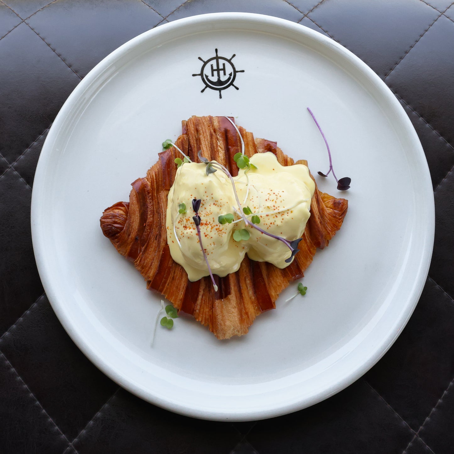 Benedict Croissant
