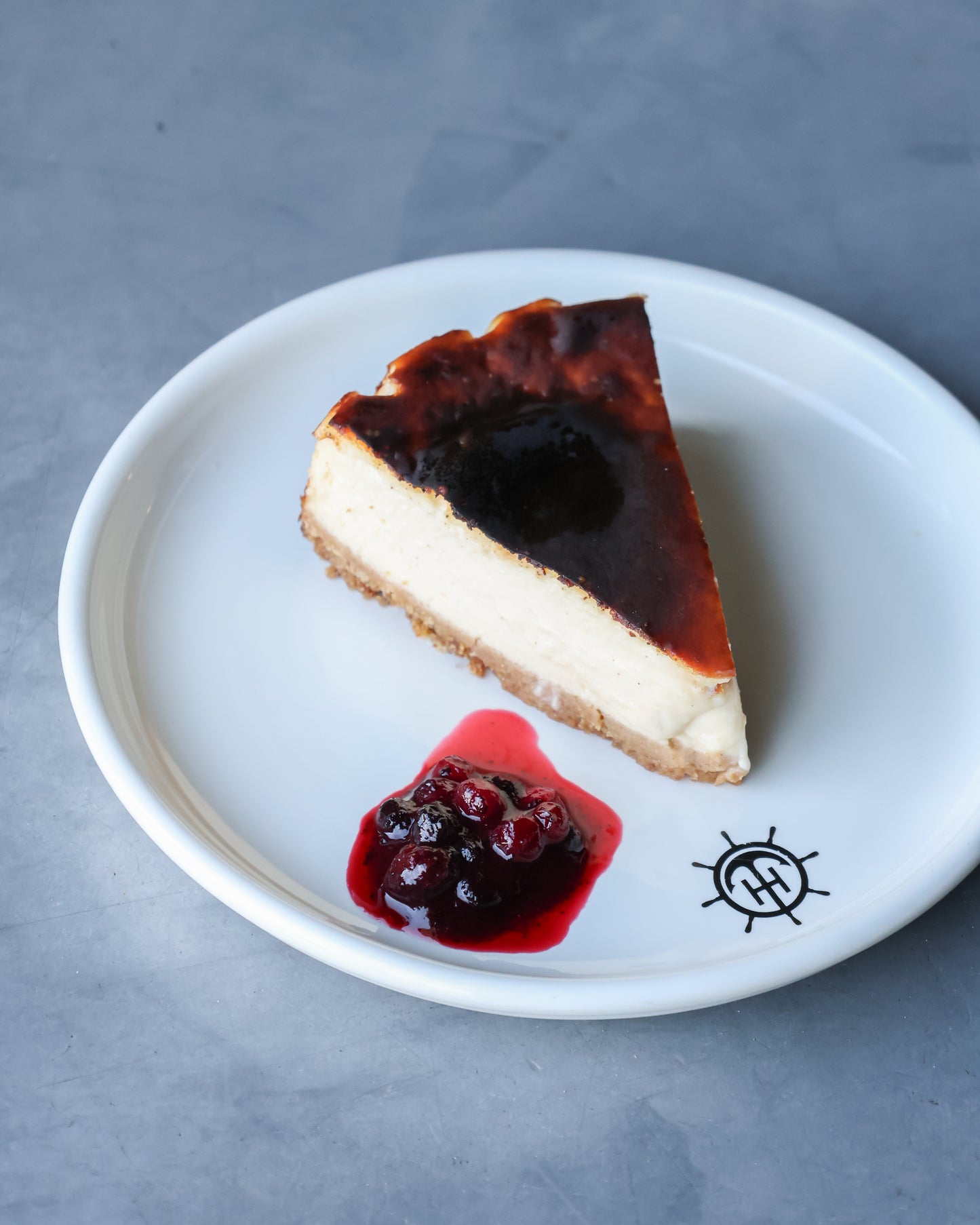 SAN SEBASTIAN CHEESE CAKE