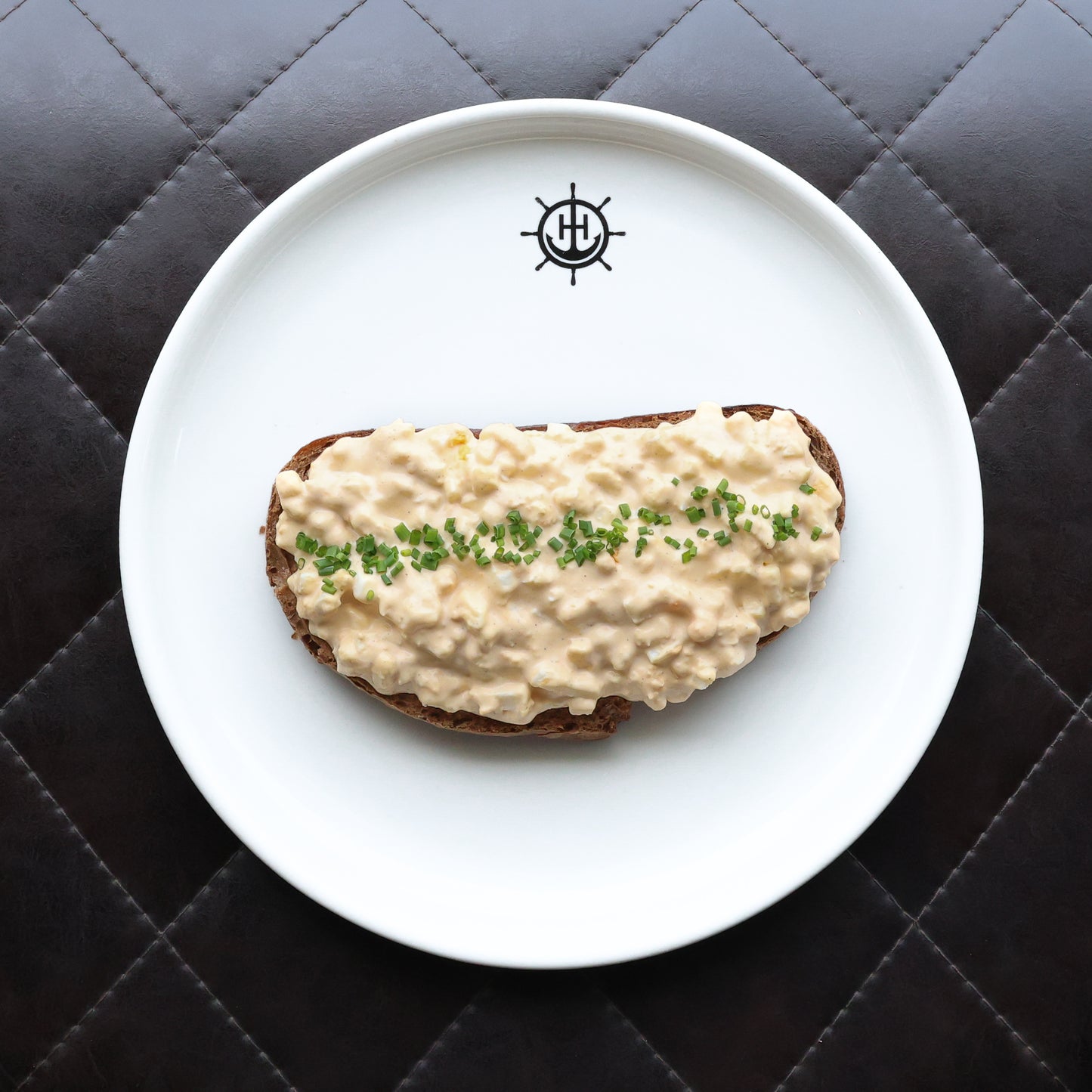 EGG ON TOAST