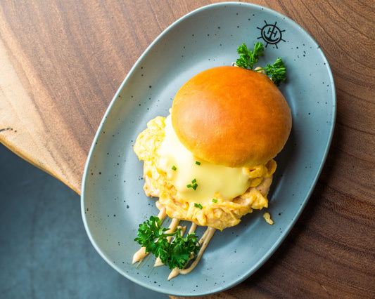 Scrambled egg brioche bun