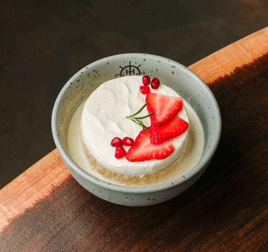 VANILLA MILK CAKE